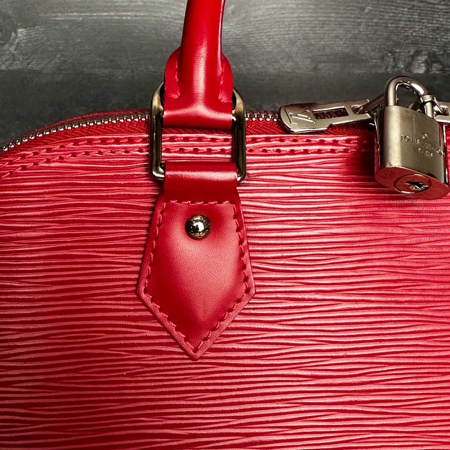 Coquelicot Epi Leather Alma PM
