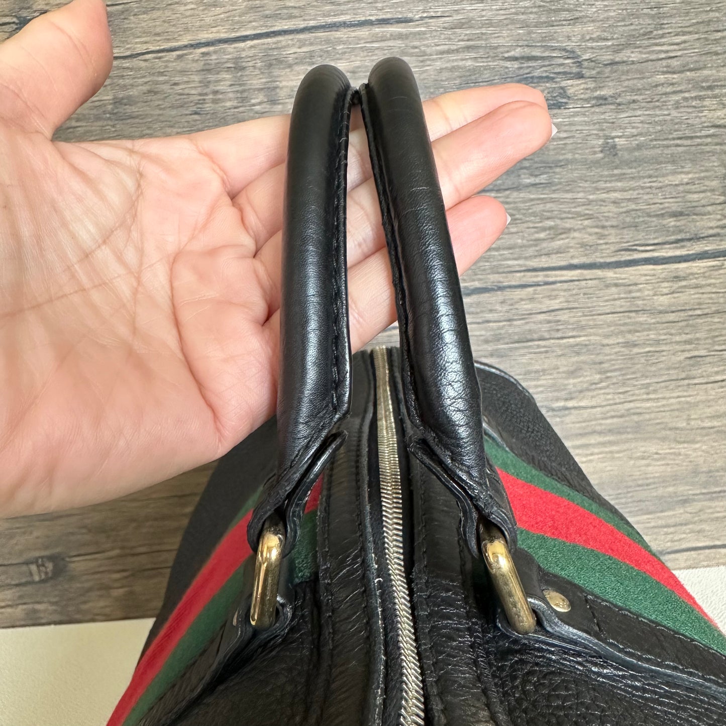 Vintage Web boston bag in black Leather