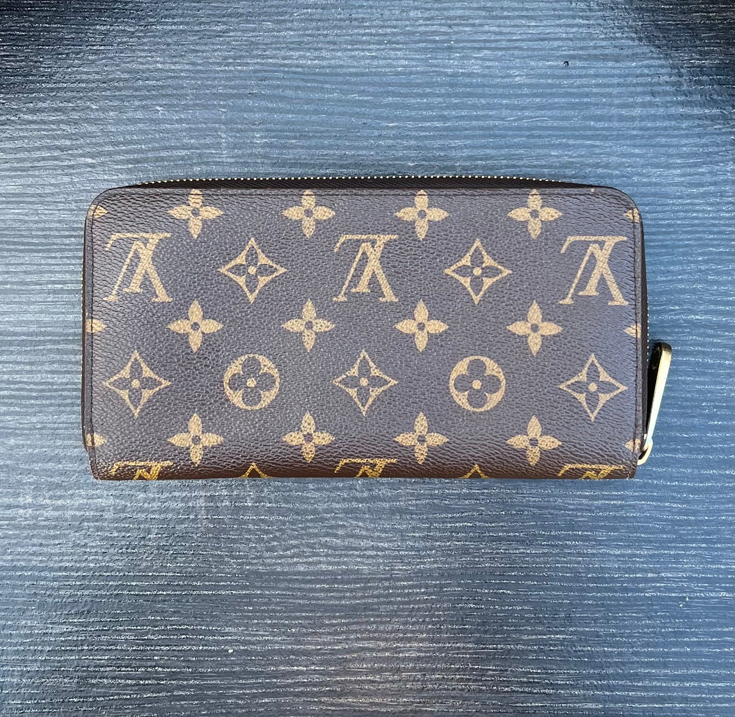 Zippy Wallet Monogram Canvas