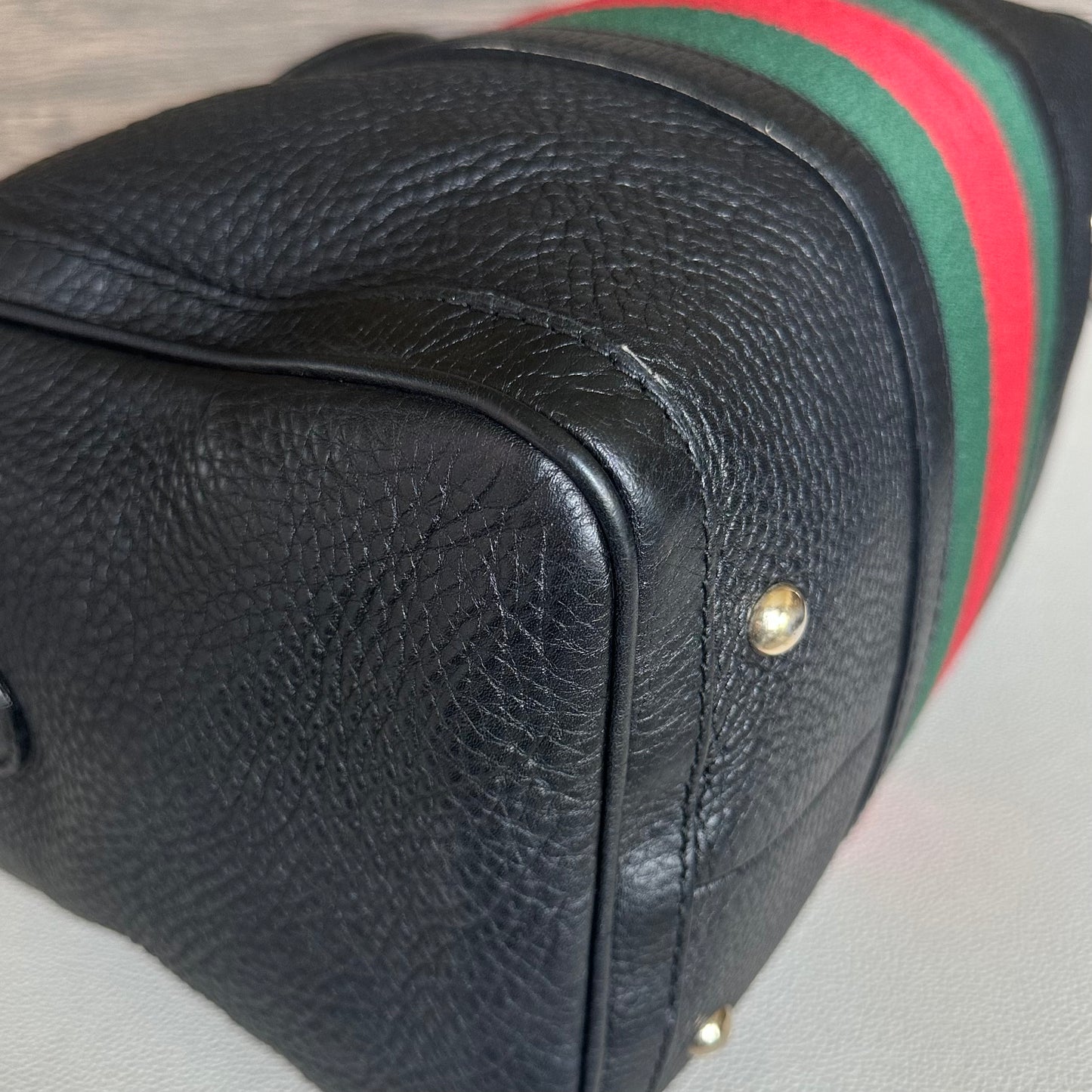 Vintage Web boston bag in black Leather