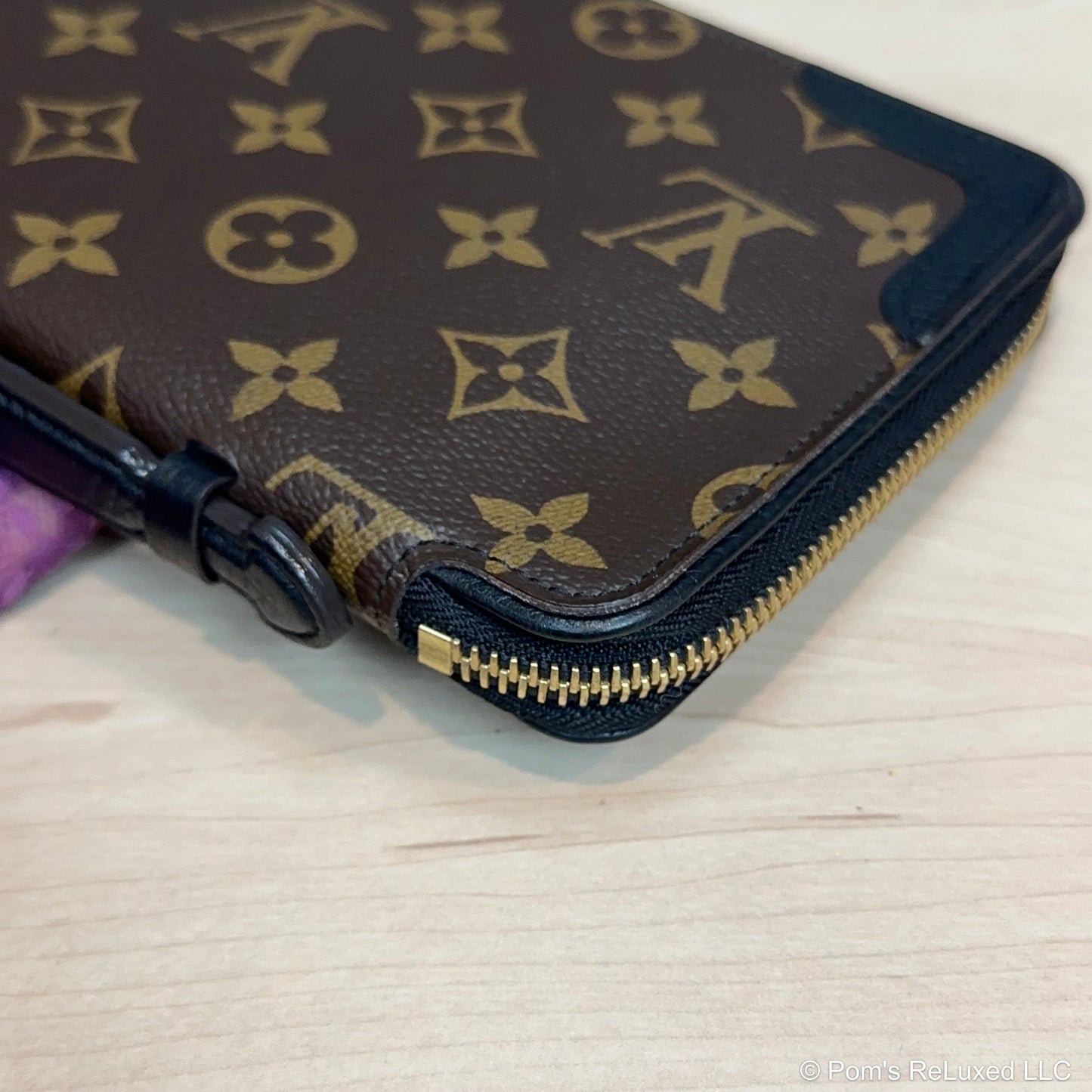 Daily Travel Organizer Wallet Monogram Canvas Noir
