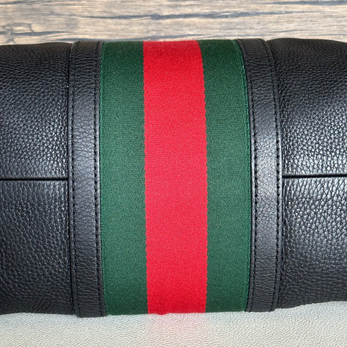 Vintage Web boston bag in black Leather