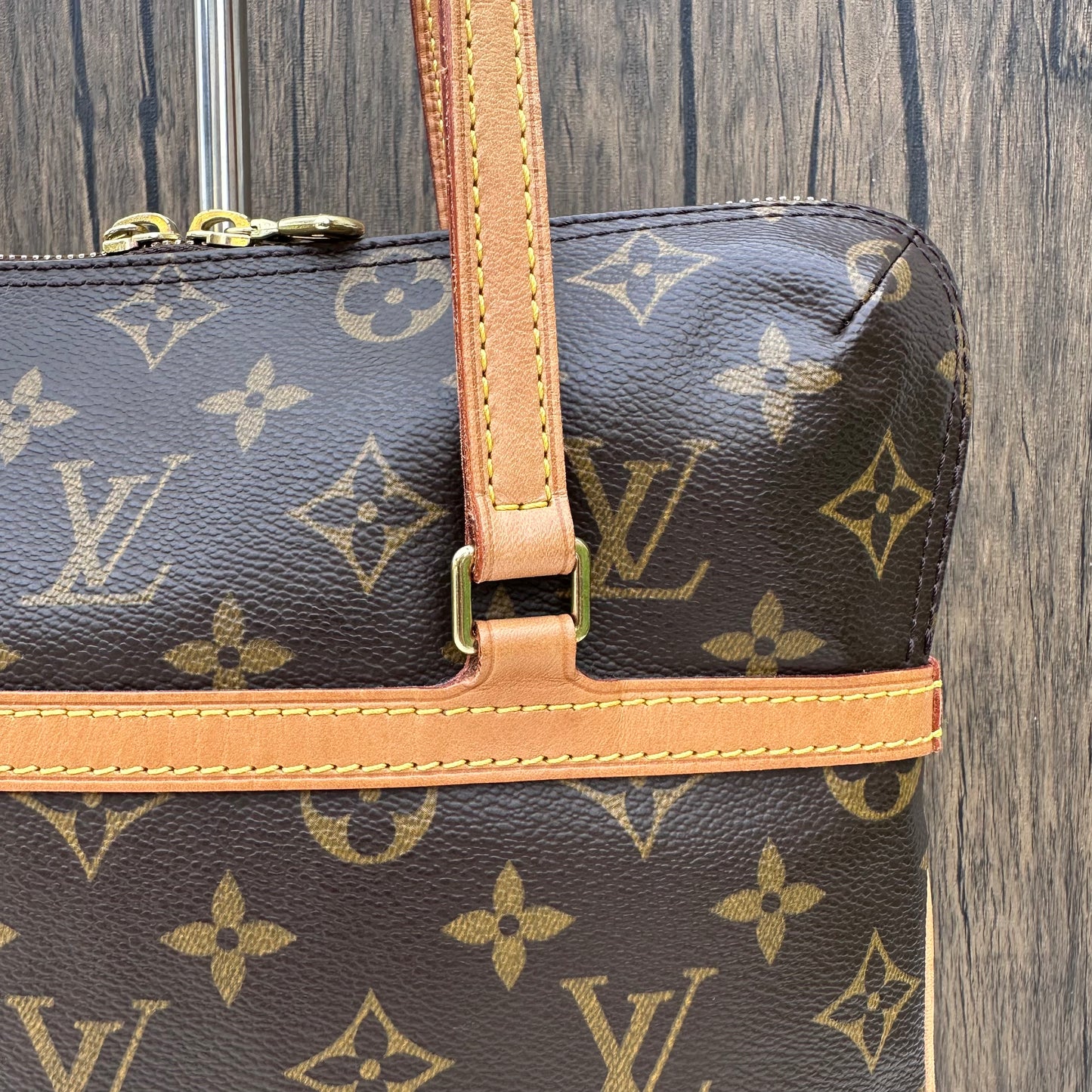 Louis Vuitton Sac Coussin GM Monogram Canvas