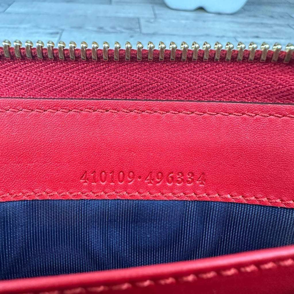 Gucci GG Supreme Monogram Wristlet Wallet Navy Blue/Red