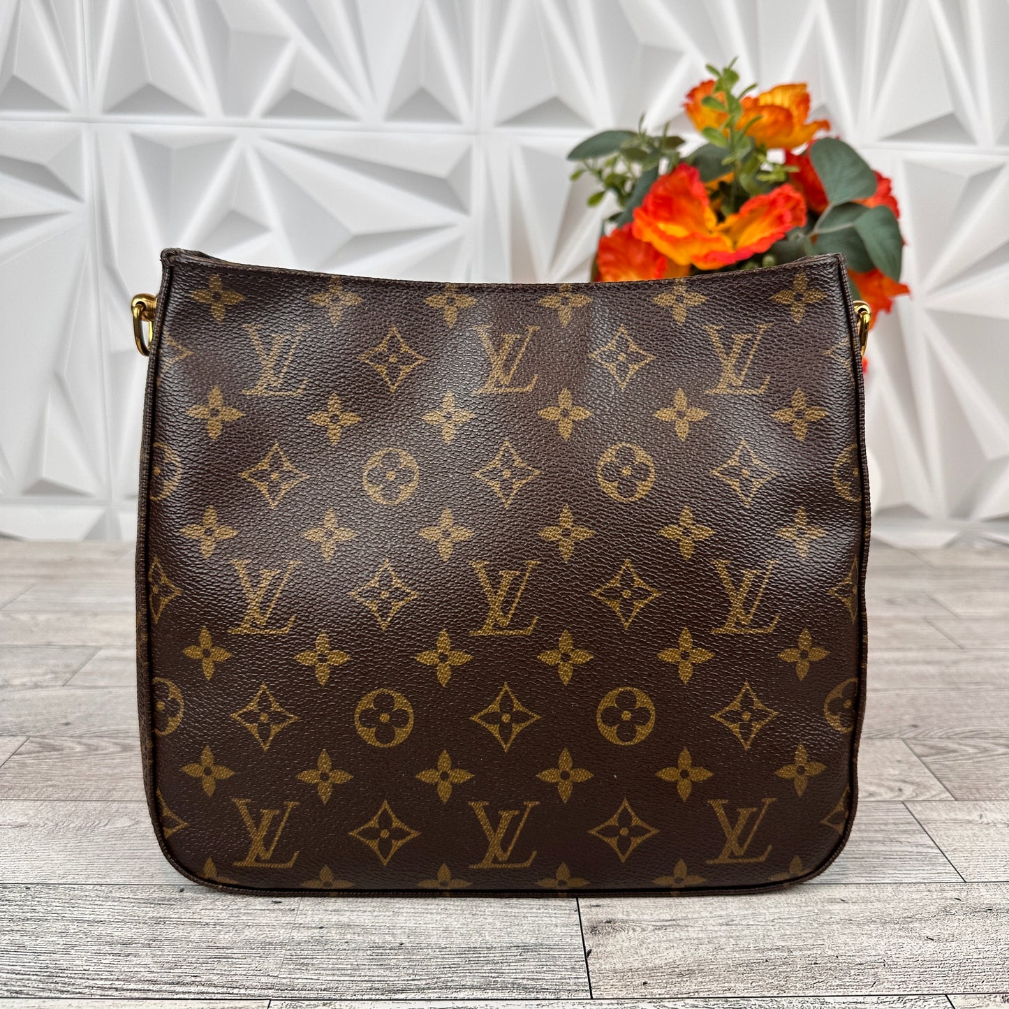 Louis Vuitton Looping MM with Connectors and Crossbody Strap