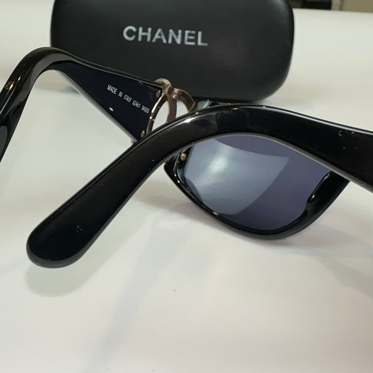 Chanel Vintage CC Logo Sunglasses 02461 Gold/Black