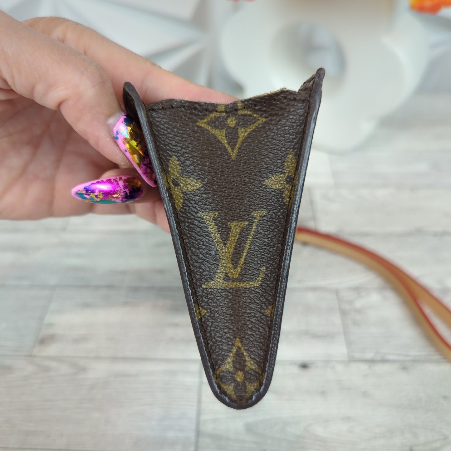 Louis Vuitton Bucket Pochette