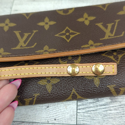 Louis Vuitton Monogram Canvas Pochette Twin PM