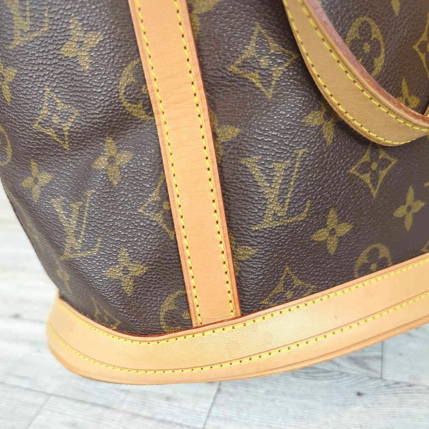 Louis Vuitton Bucket GM