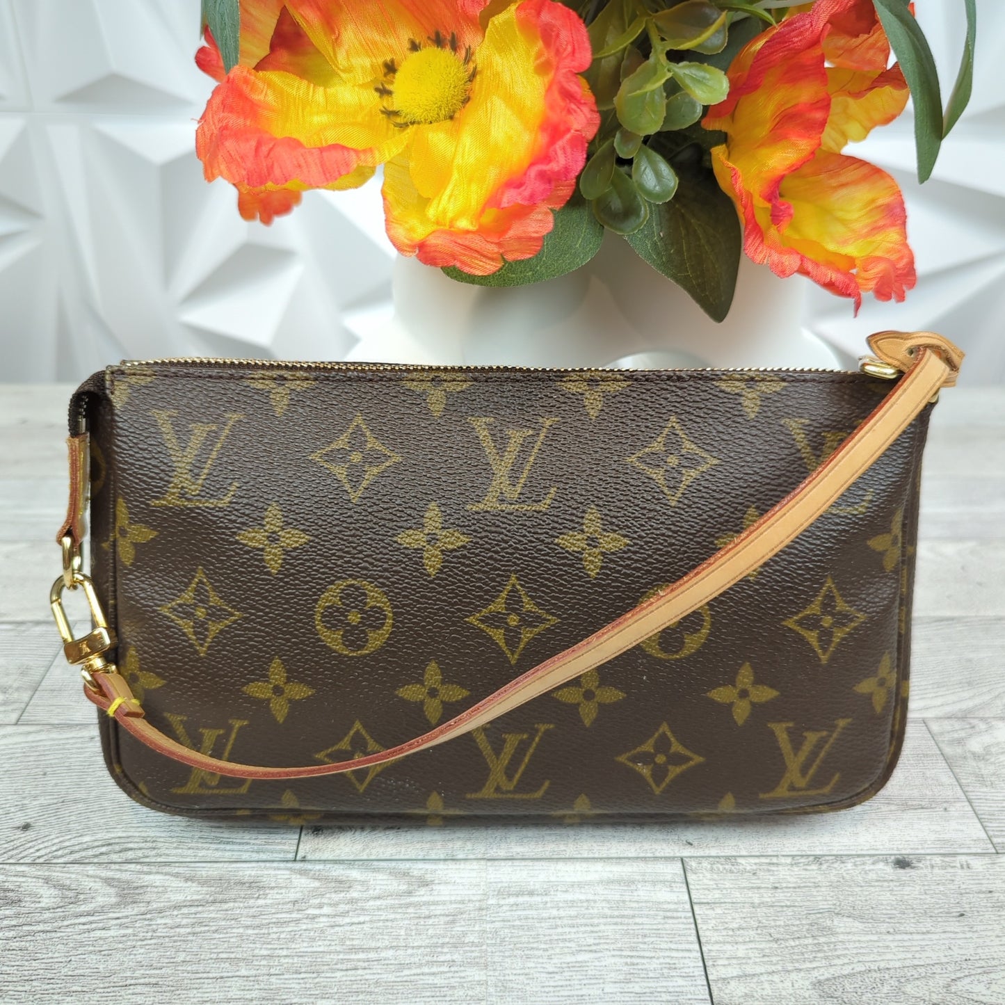 Louis Vuitton Pochette Accessories