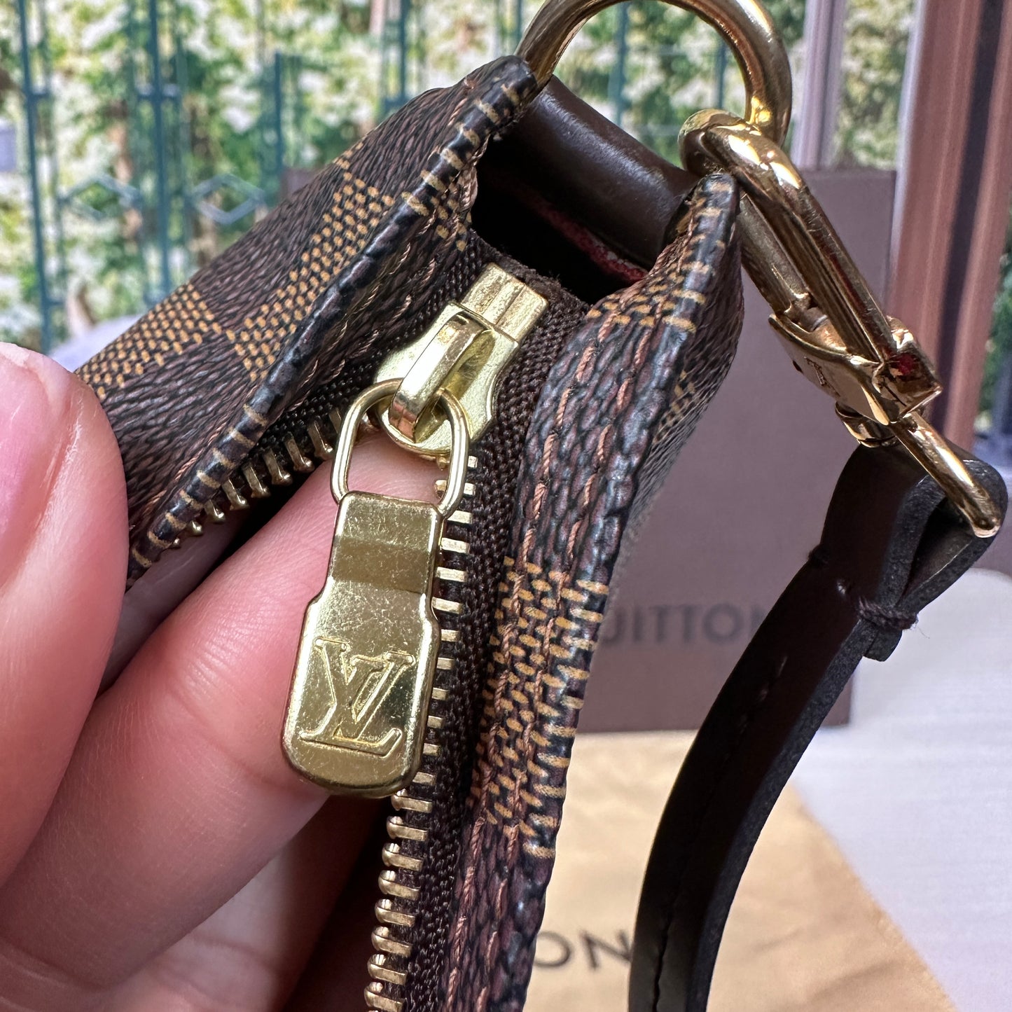 Louis Vuitton Damier Ebene Navona Pochette Accessories