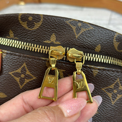 Louis Vuitton Monogram Bum Bag