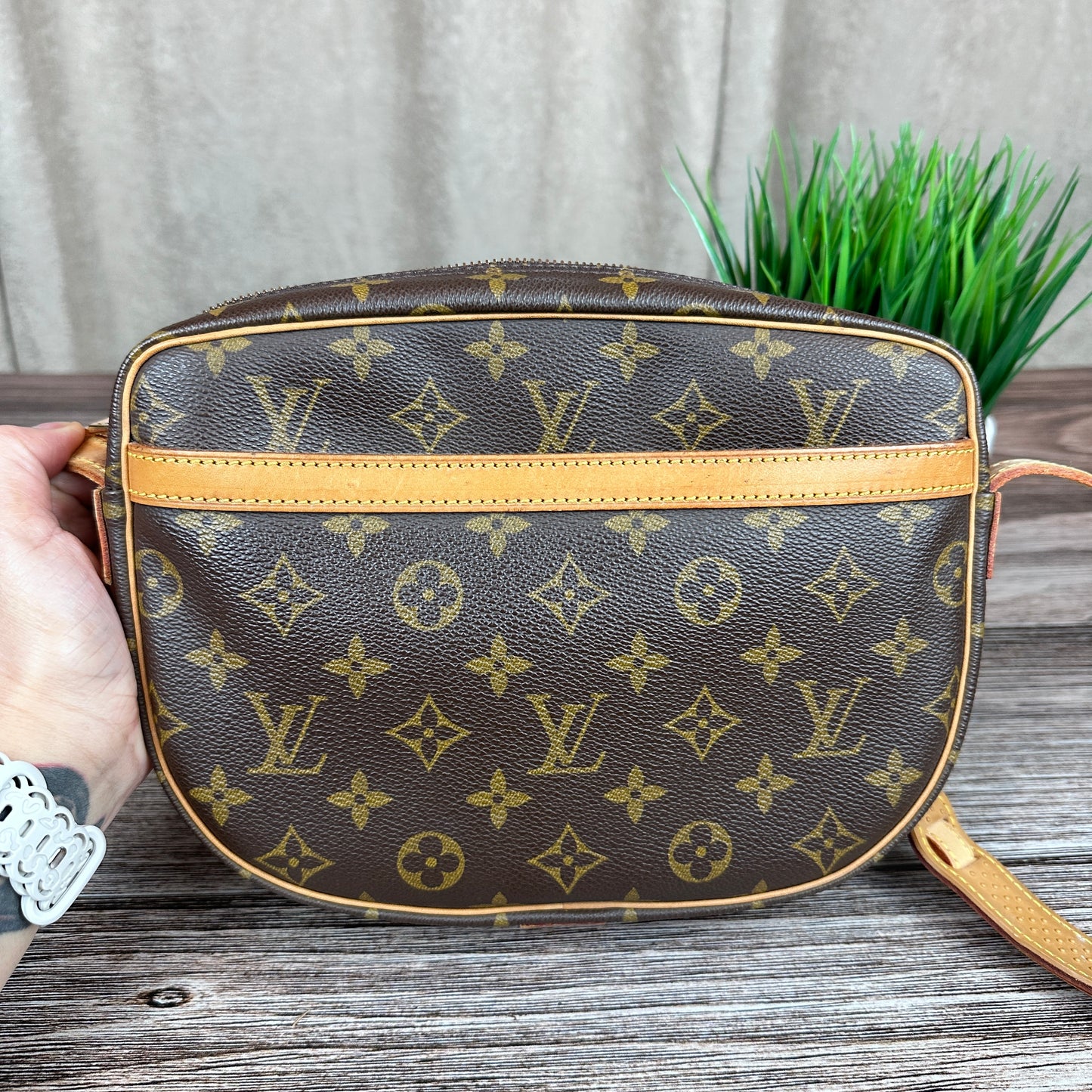 Louis Vuitton Jeune Fille MM