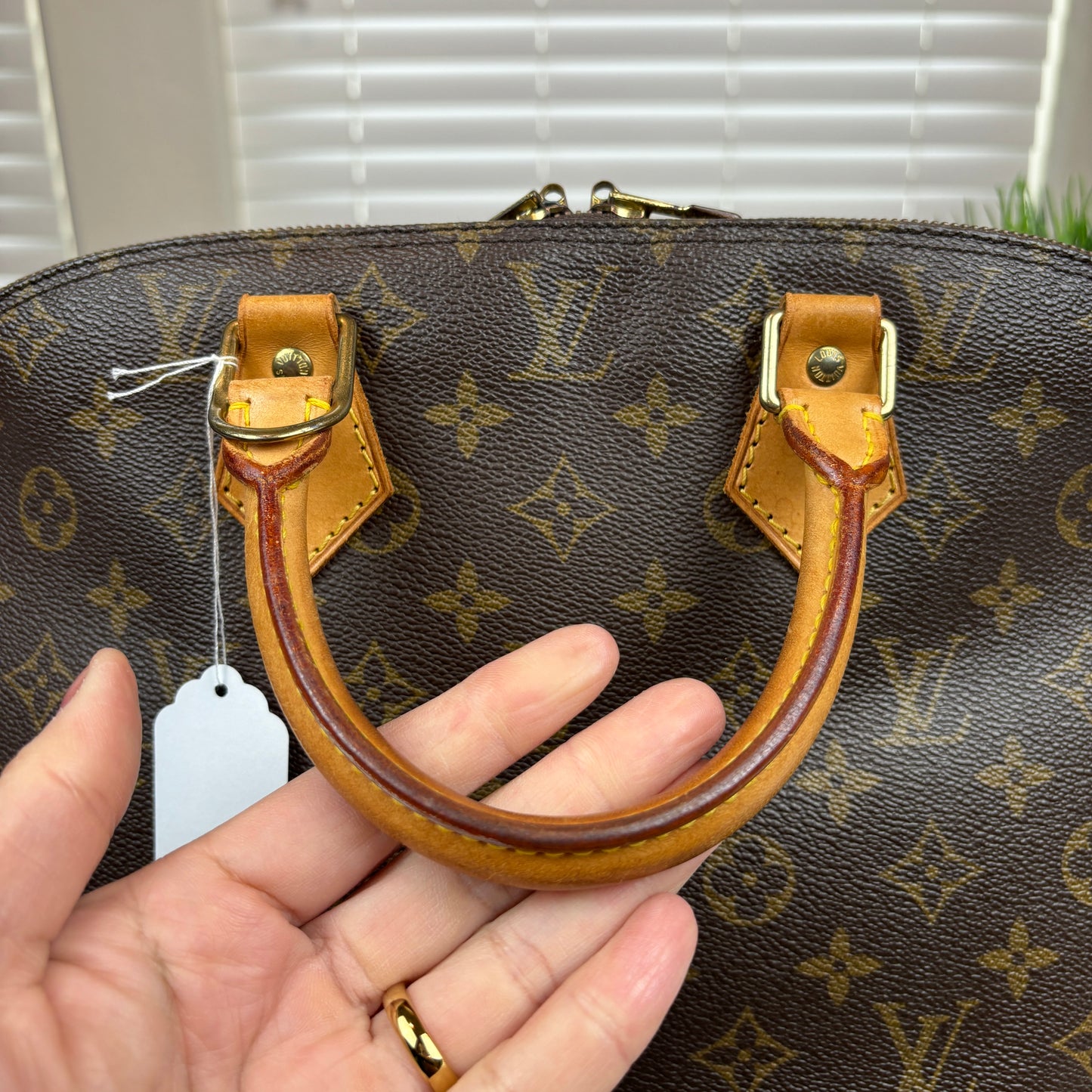 Louis Vuitton Alma PM Monogram