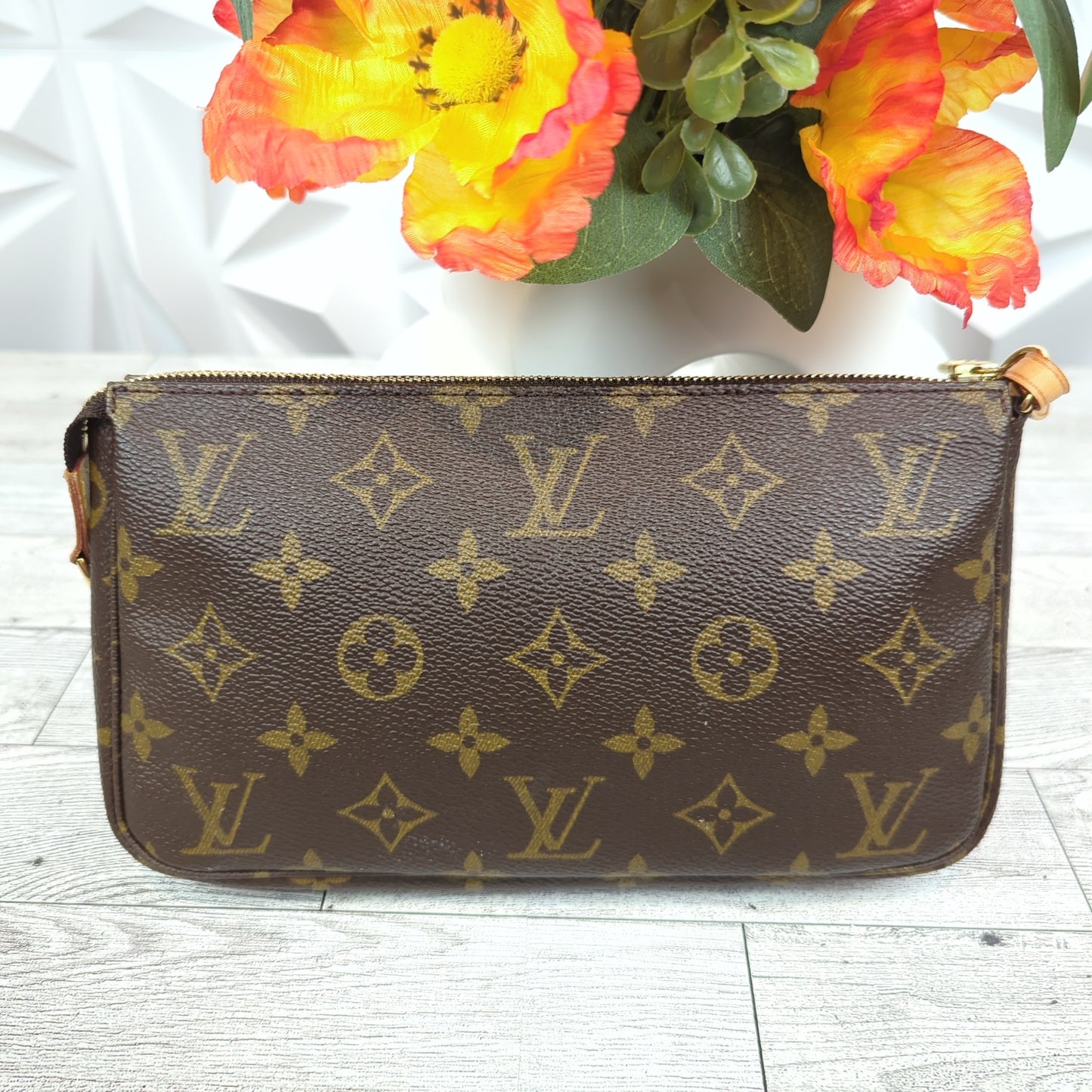 Louis Vuitton Pochette Accessories