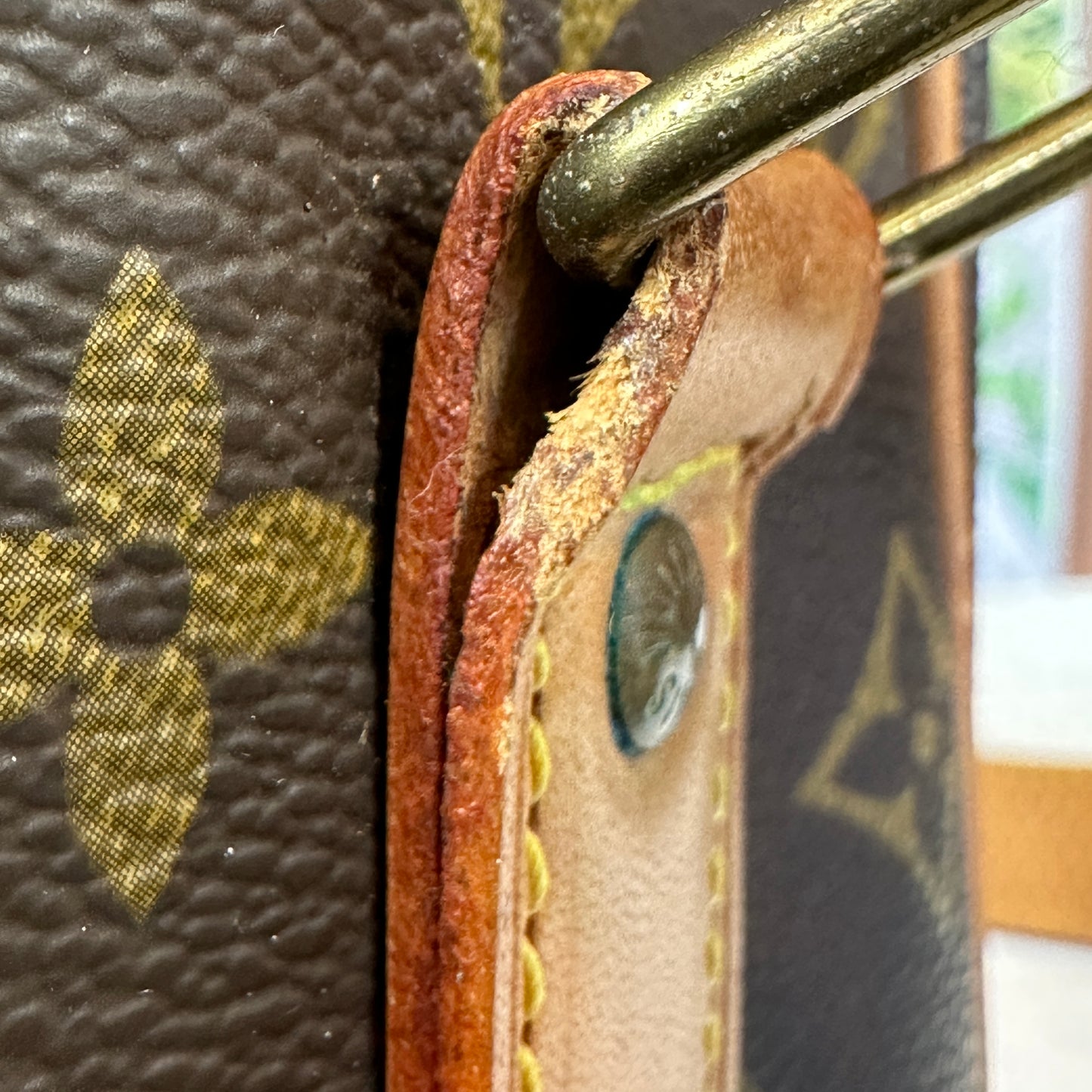 Louis Vuitton Nile GM Crossbody Bag Monogram Canvas