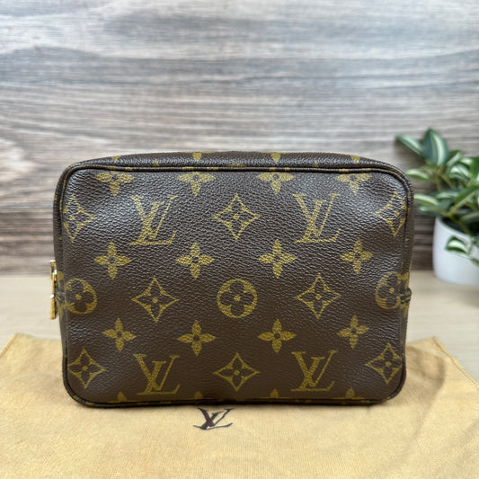 Louis Vuitton Trousse 18 Monogram