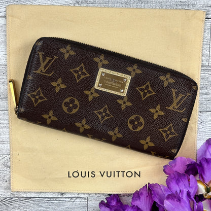 Louis Vuitton Limited Edition Hong Kong 5 Canton Road Monogram Zippy Wallet