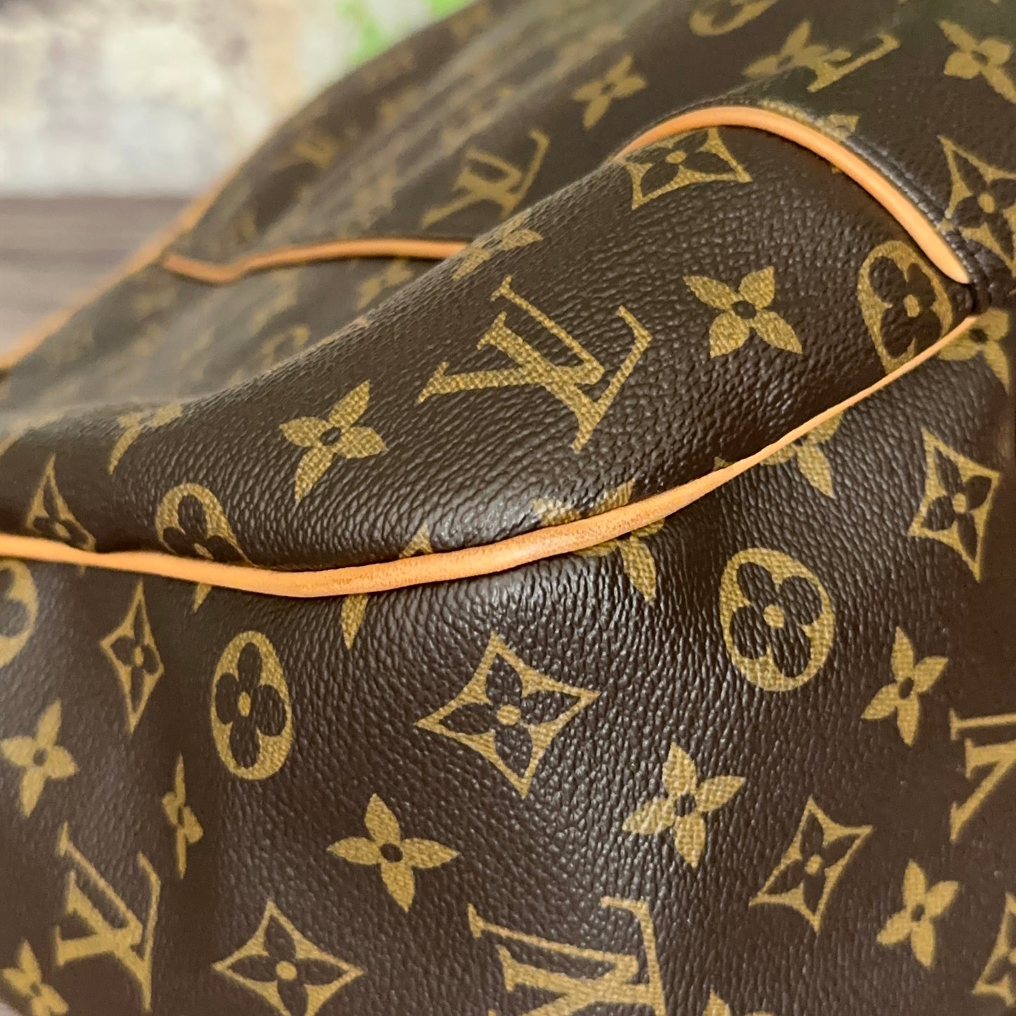 Louis Vuitton Monogram Canvas Galliera GM