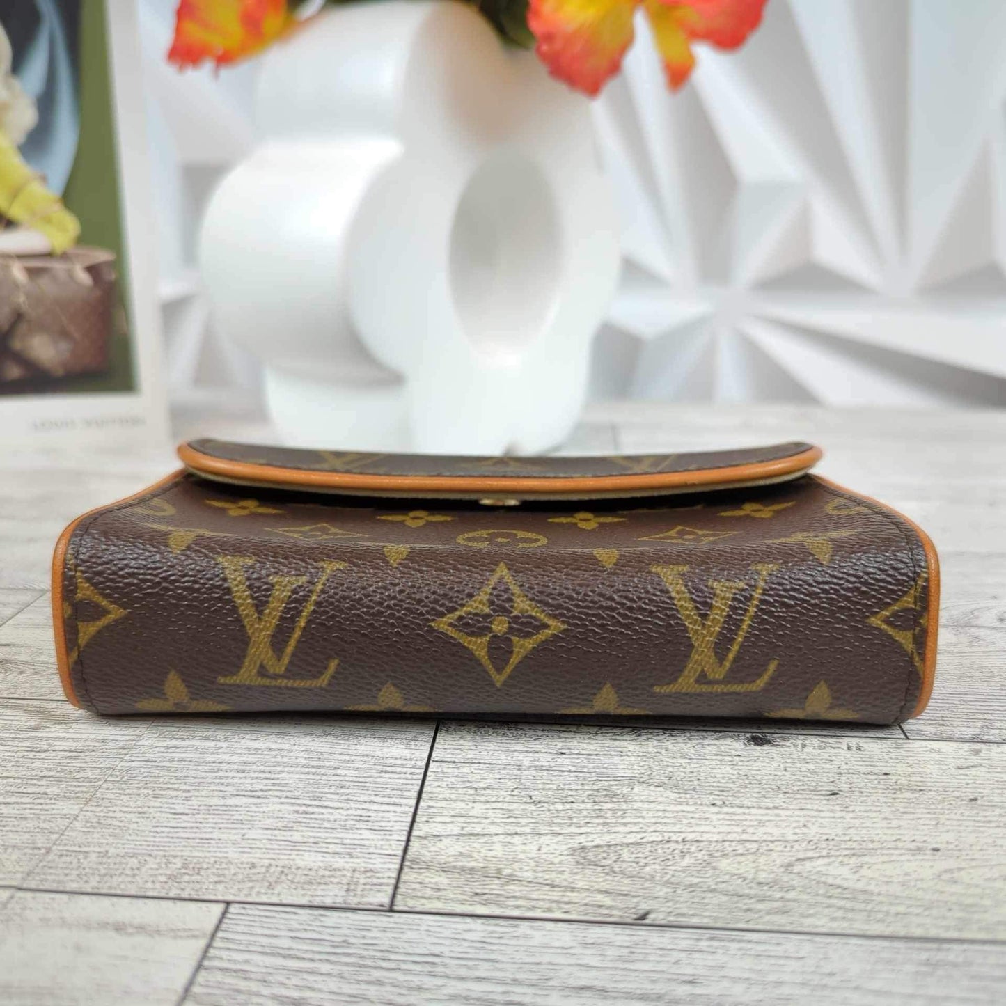 Louis Vuitton Pochette Florentine Monogram