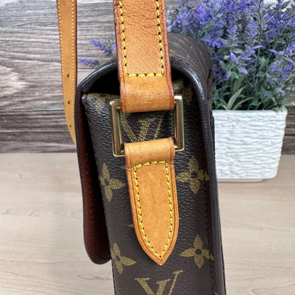 Louis Vuitton Saint Cloud GM Monogram Crossbody