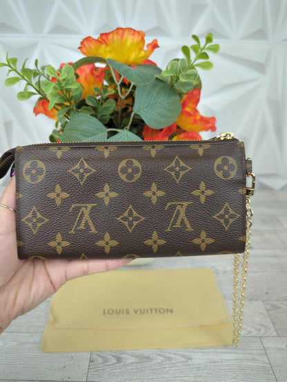 Louis Vuitton Astrid Clutch Wallet