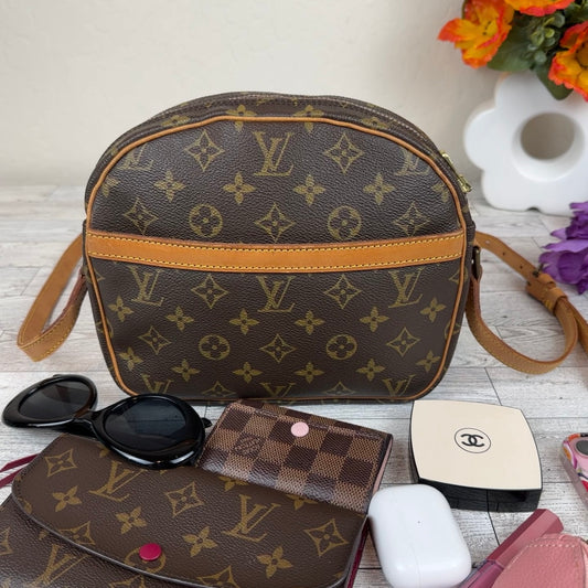 Louis Vuitton Monogram Sac Senlis