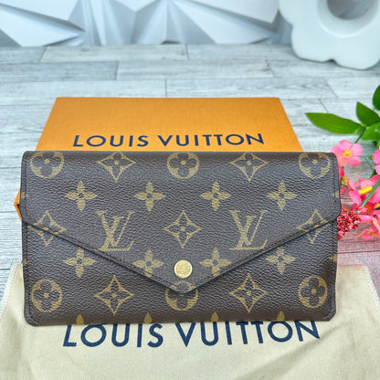 Louis Vuitton Jeanne Wallet