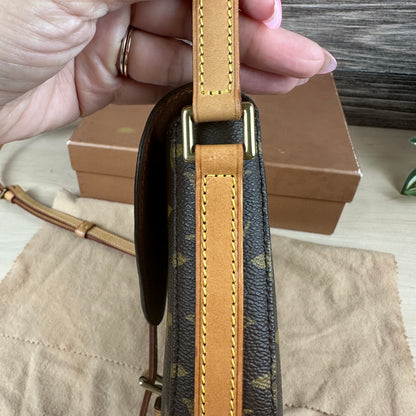 Louis Vuitton Chantilly MM Crossbody