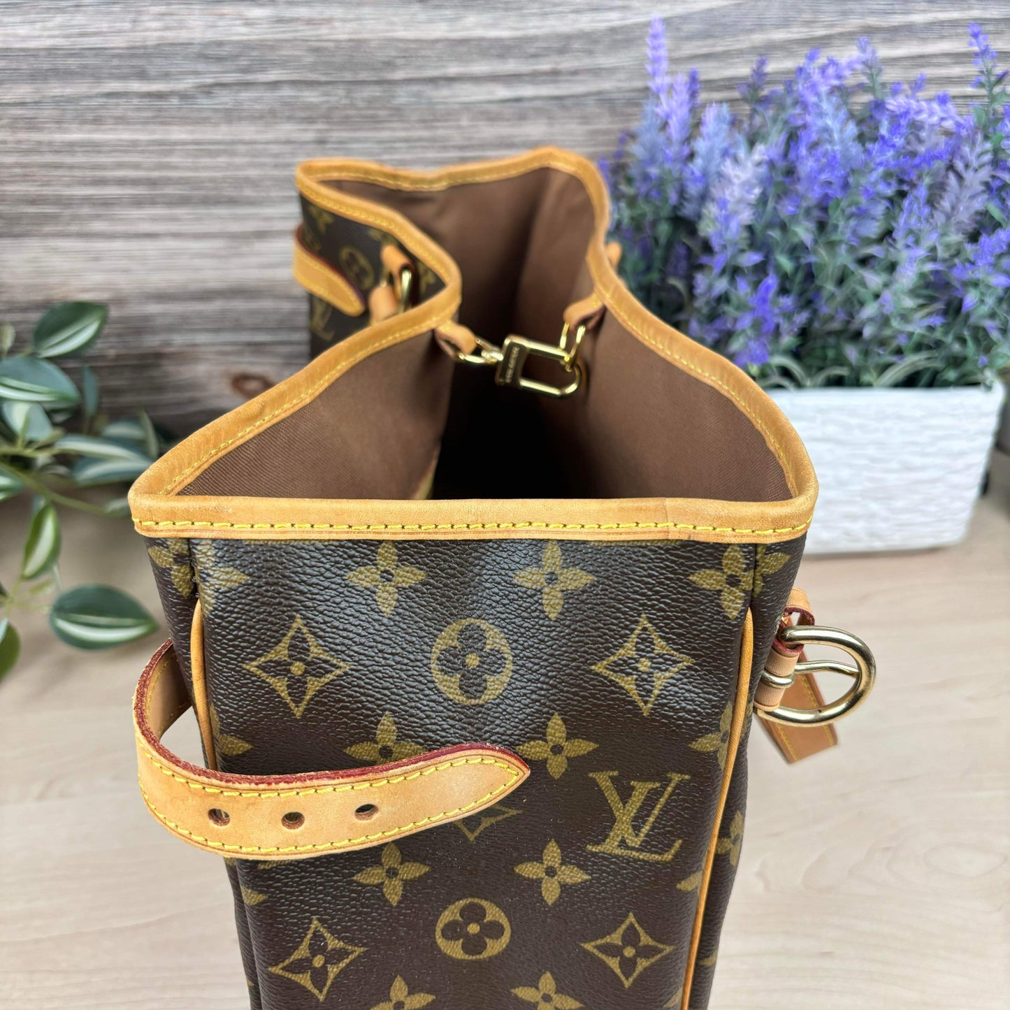 Louis Vuitton Monogram Batignolles Horizontal