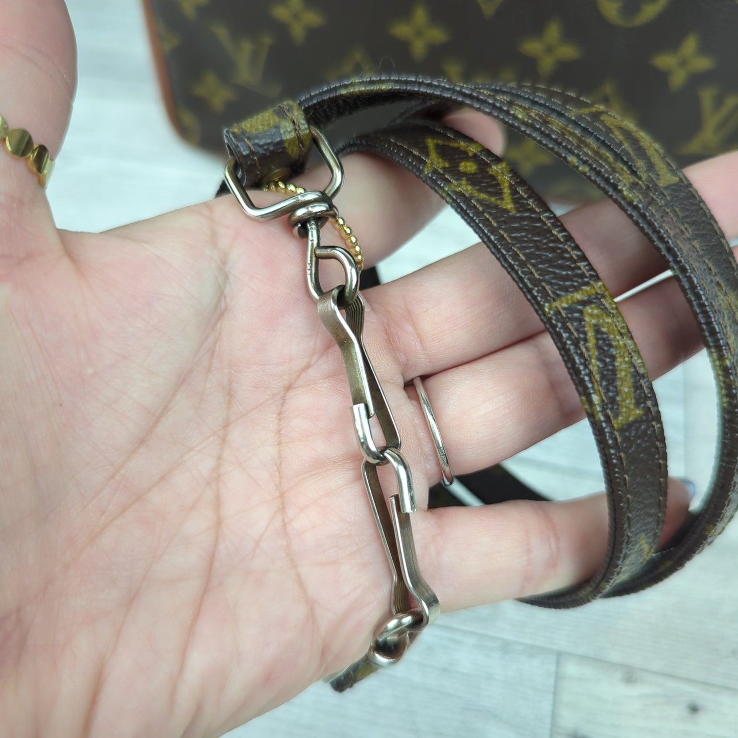 Louis Vuitton Vintage Sac Bandouliere Shoulder Bag