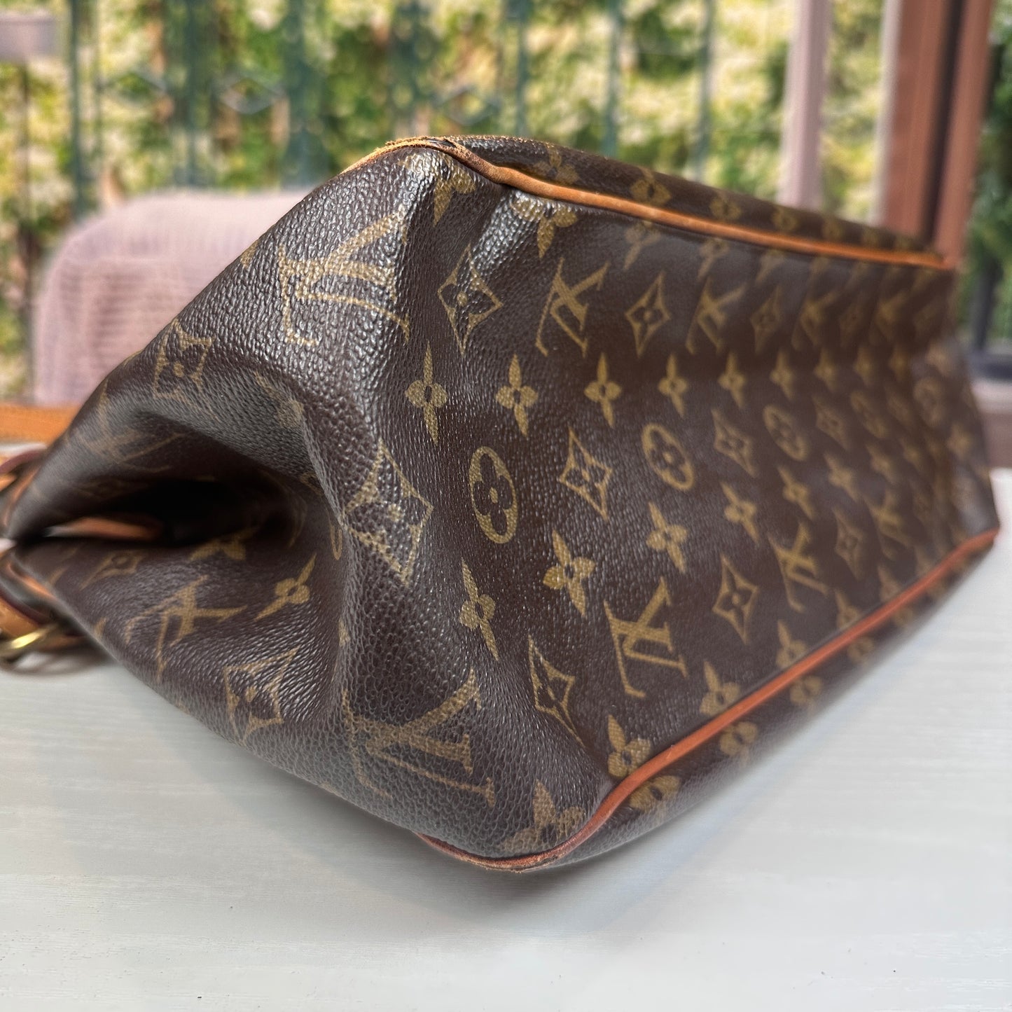 Louis Vuitton Batignolles Horizontal Tote