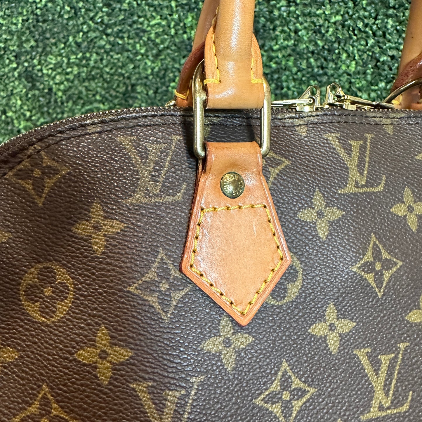 Louis Vuitton Alma PM Monogram