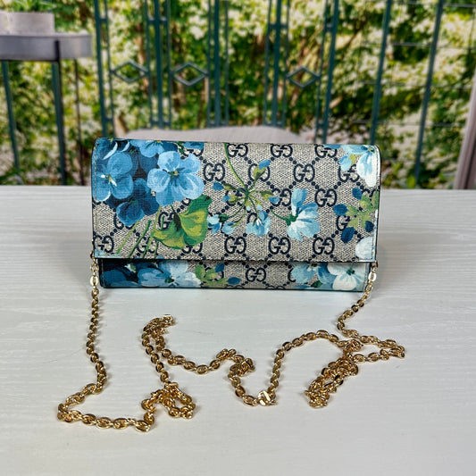 Gucci GG Supreme Blue Blooms Long Continental Wallet