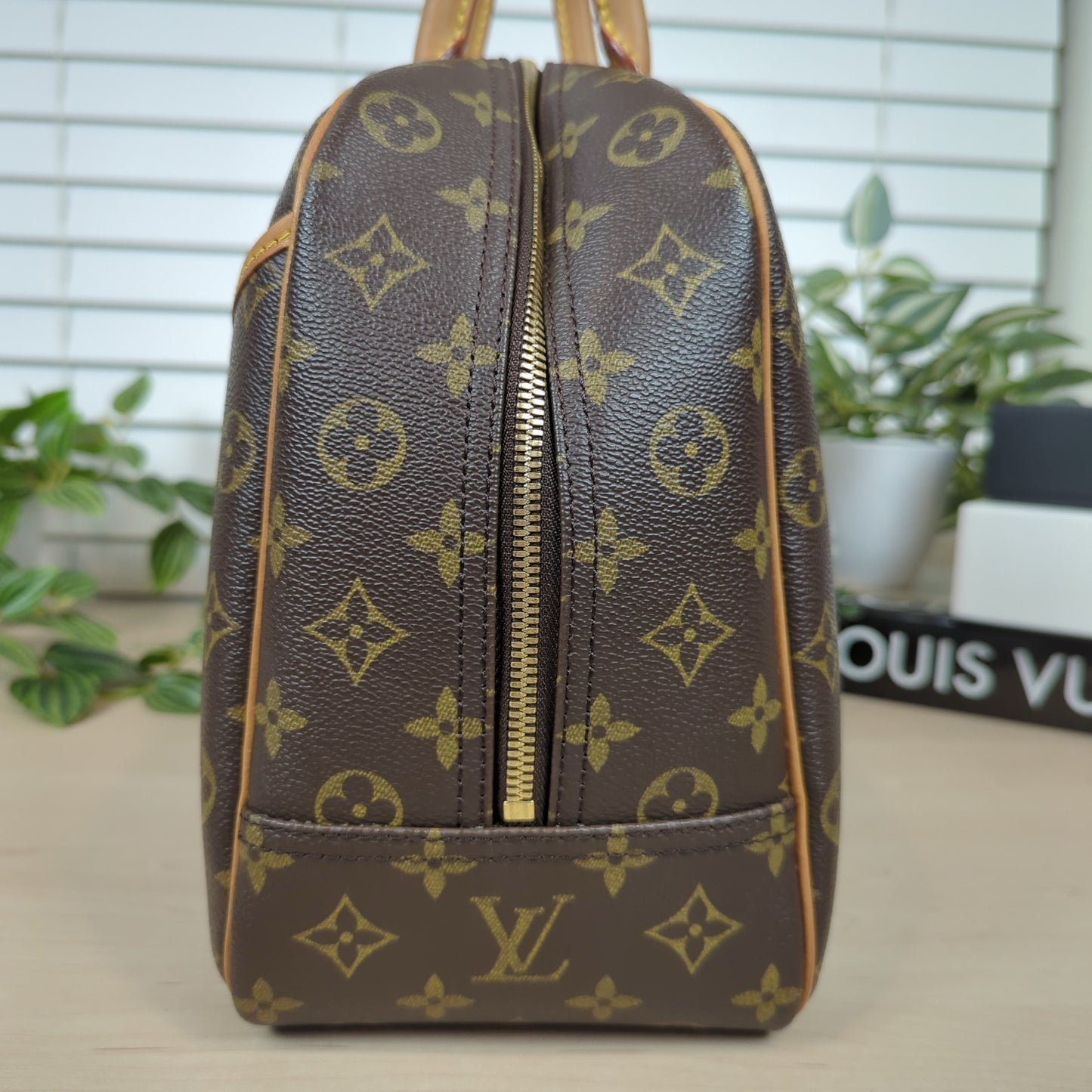 Louis Vuitton Monogram Deauville