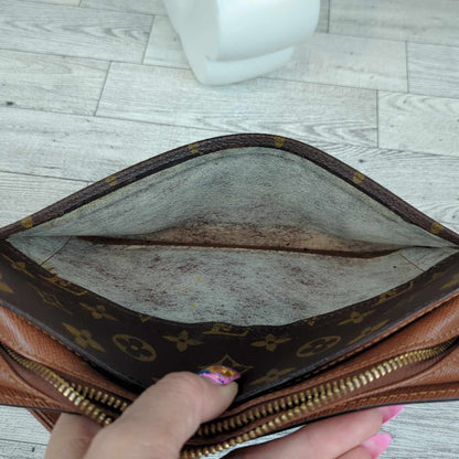 Louis Vuitton Orsay Clutch