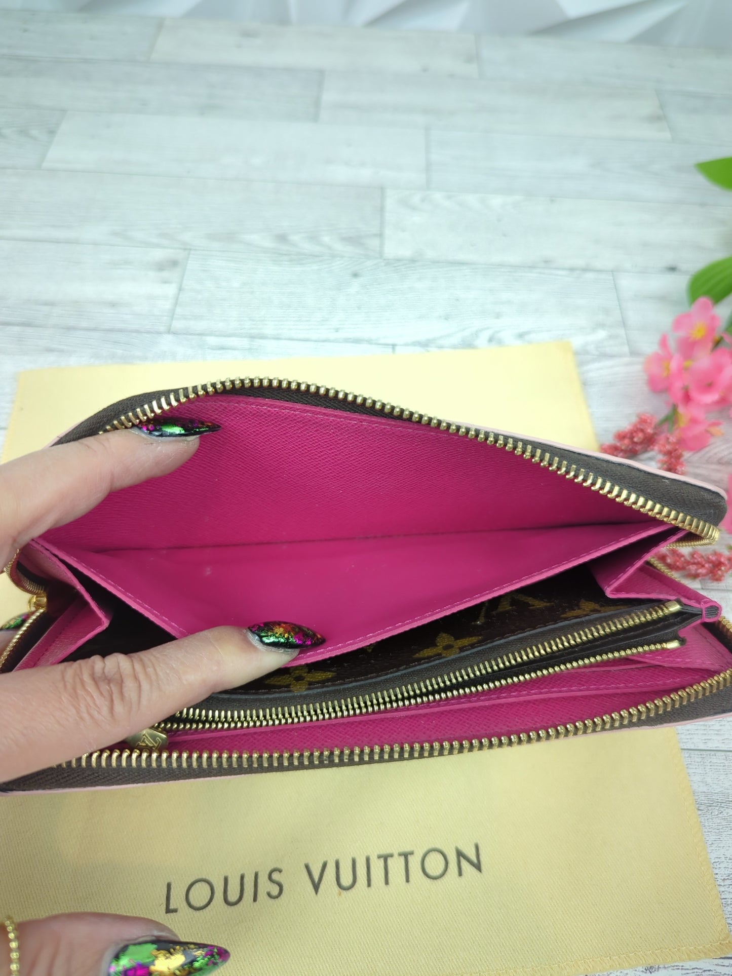 Louis Vuitton Clemence Blooming Flower Wallet in Fuchsia