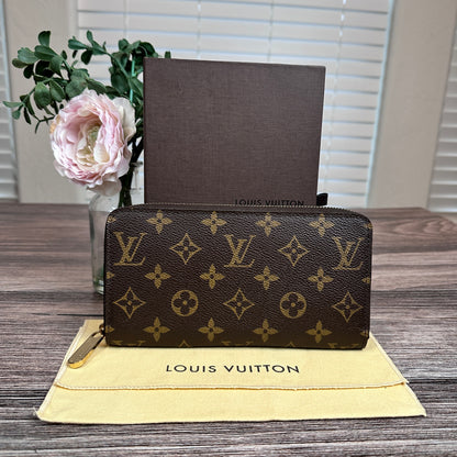 Louis Vuitton Zippy Monogram Wallet