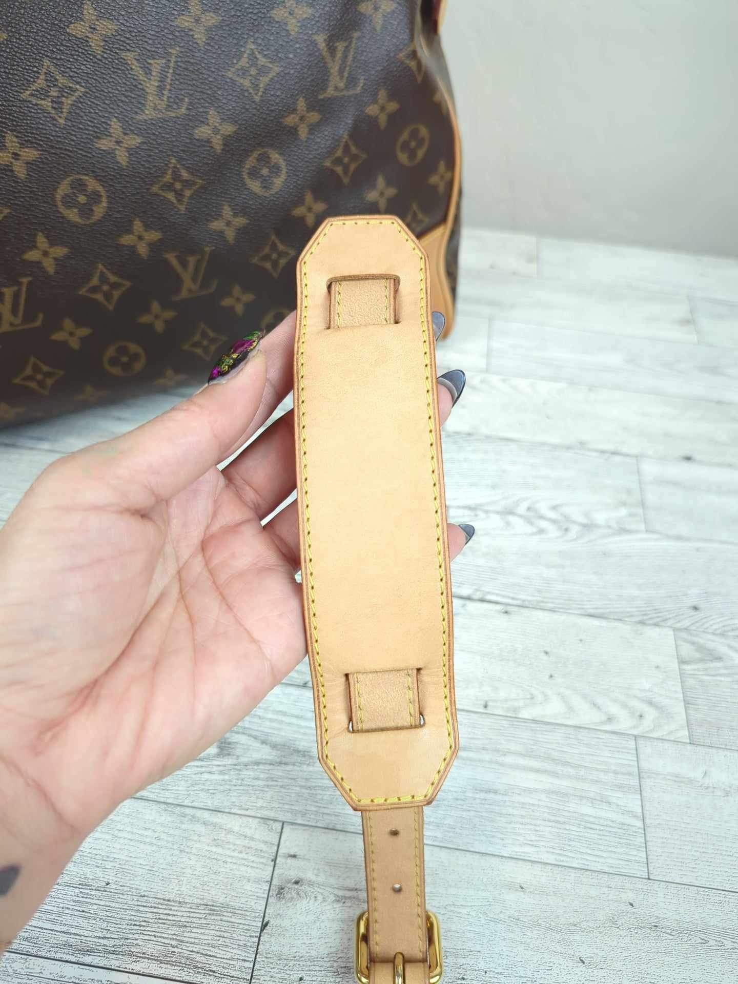 Louis Vuitton Retiro GM 2 Way Bag