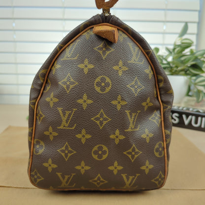 Louis Vuitton Monogram Speedy 30