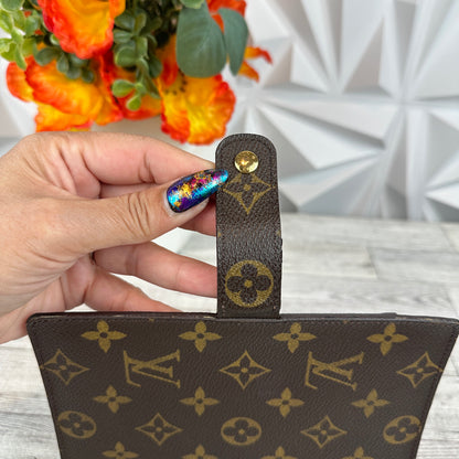 Louis Vuitton Agenda MM Monogram Canvas