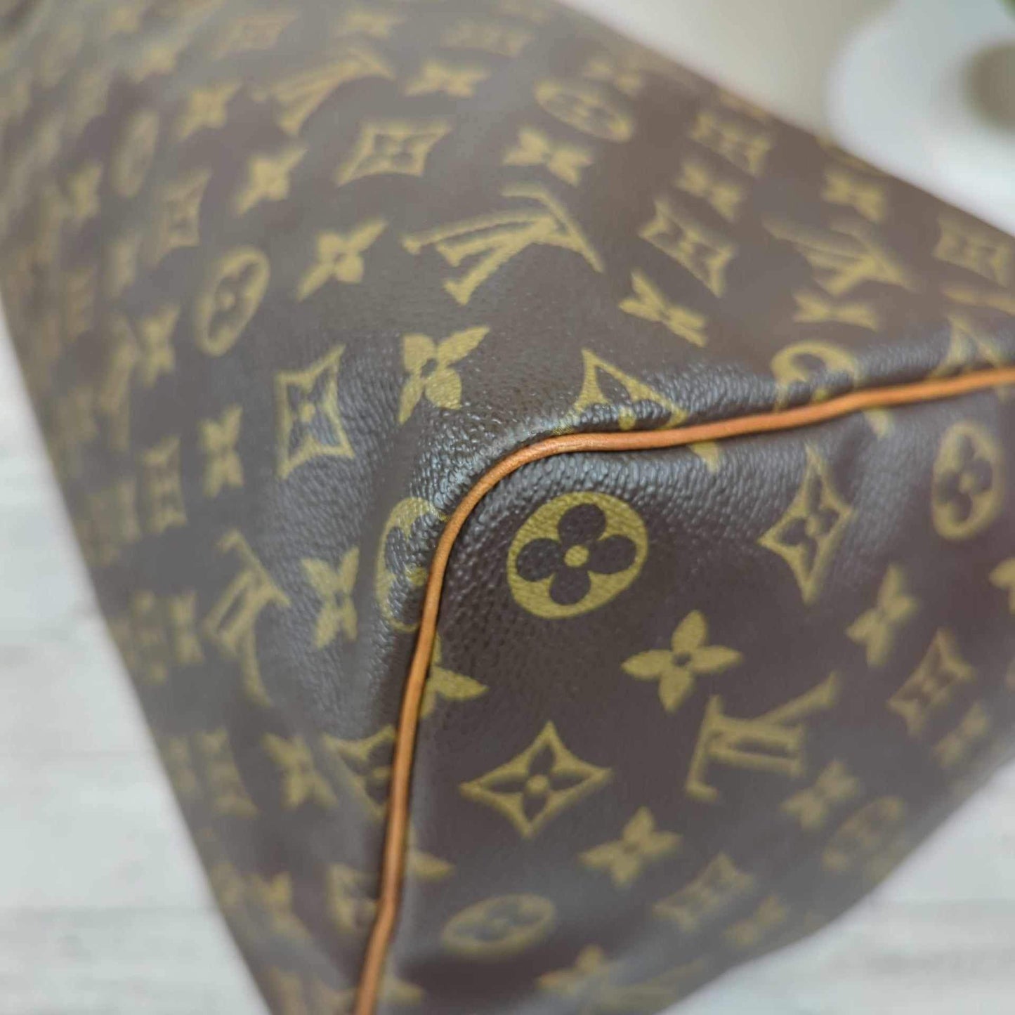 Louis Vuitton Speedy 40 Monogram