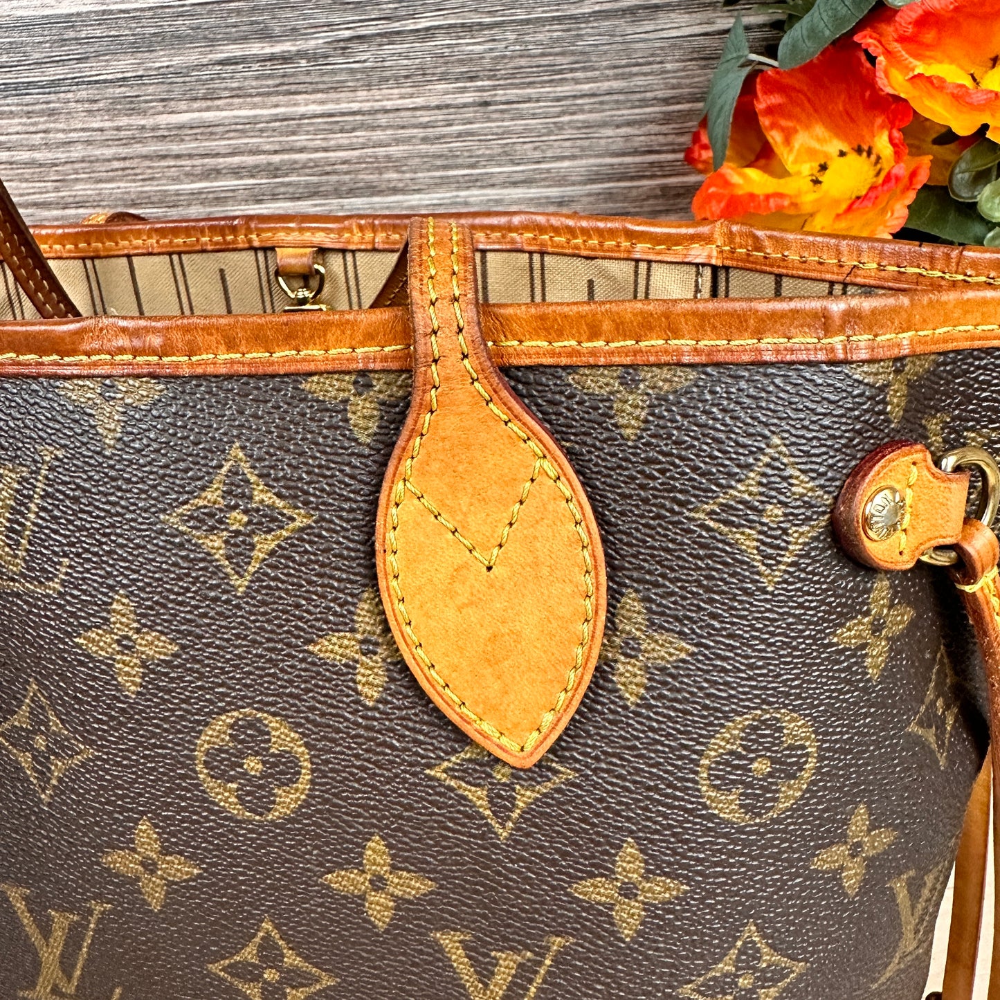 Louis Vuitton Neverfull PM Monogram