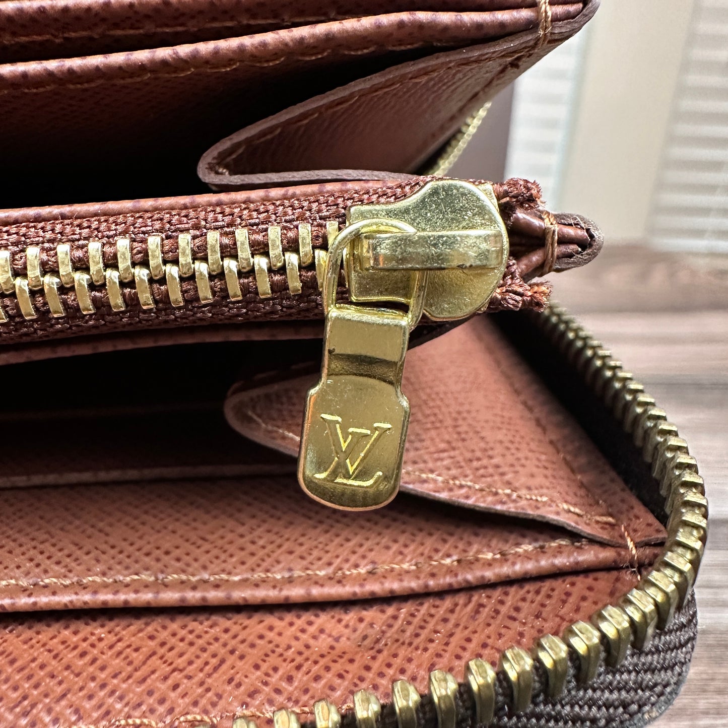 Louis Vuitton Zippy Monogram Wallet