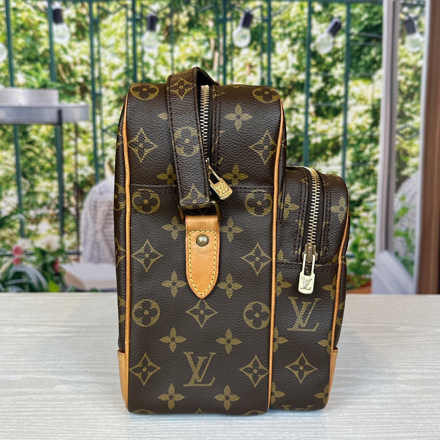 Louis Vuitton Nile GM Crossbody Bag Monogram Canvas