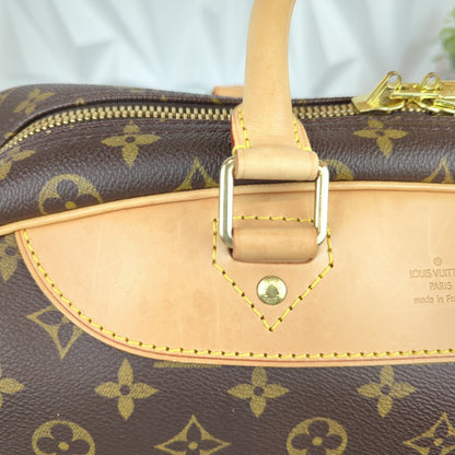 Louis Vuitton Monogram Canvas Evasion Travel Bag