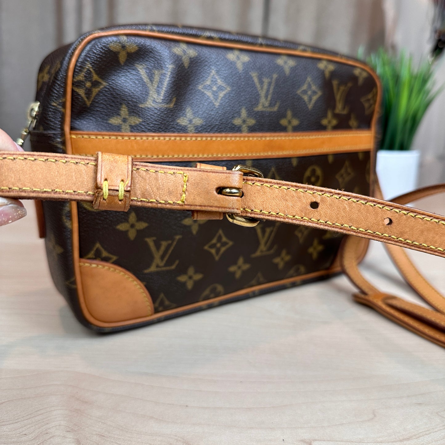 Louis Vuitton Monogram Trocadero 27 Crossbody Bag