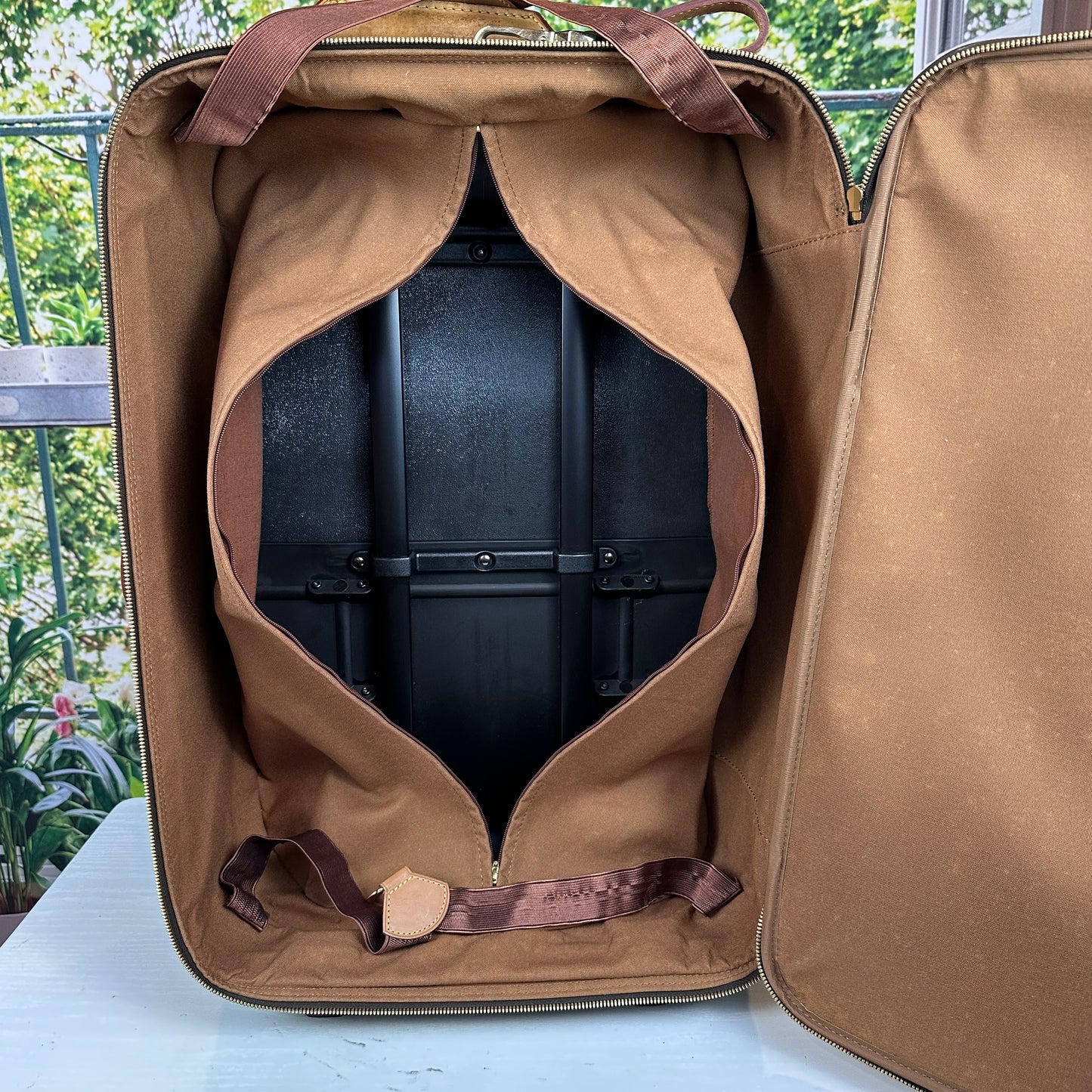 Louis Vuitton Pegase 55 Rolling Luggage