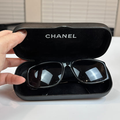 Chanel Vintage CC Logo Sunglasses 02461 Gold/Black