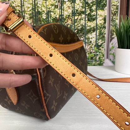 Louis Vuitton Blois Crossbody Bag